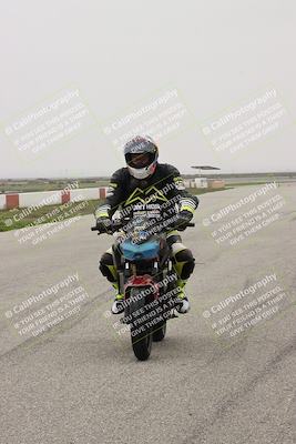 media/Nov-29-2025-TrackDaz (Sat) [[10ae2d9bce]]/Around the Pits/